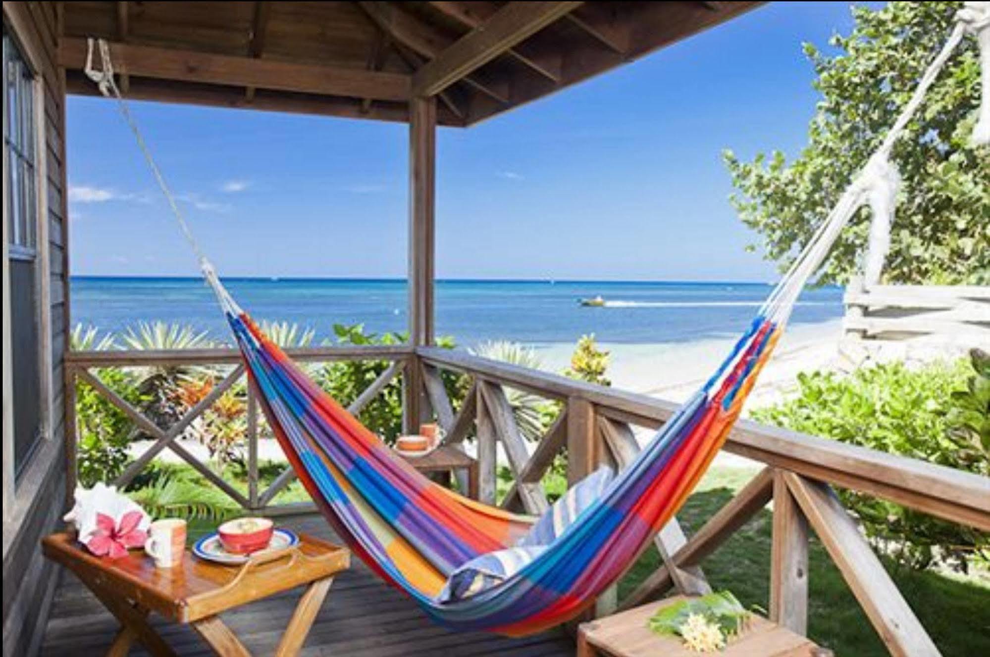 Las Rocas Resort And Dive Center West Bay Εξωτερικό φωτογραφία
